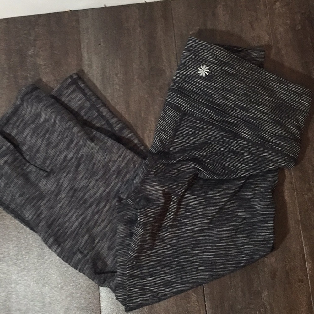 Athleta energy power up Capri size medium